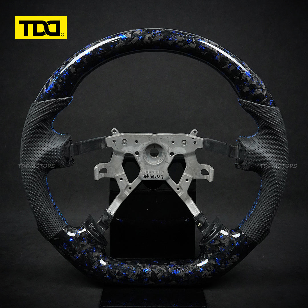 TDD Motors  FORGED  CARBON FIBER STEERING WHEEL for NISSAN Y61