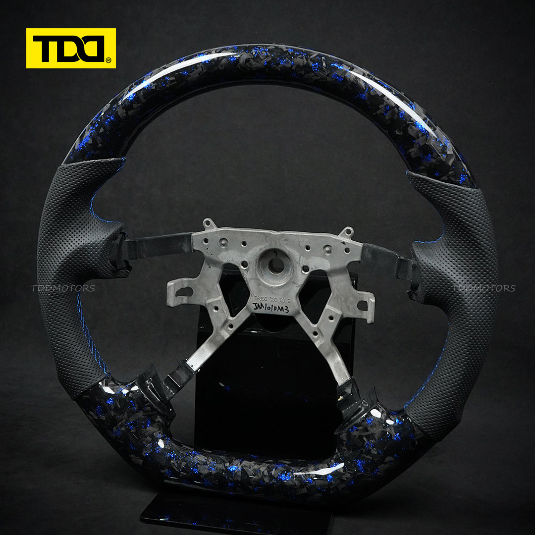 TDD Motors  FORGED  CARBON FIBER STEERING WHEEL for NISSAN Y61